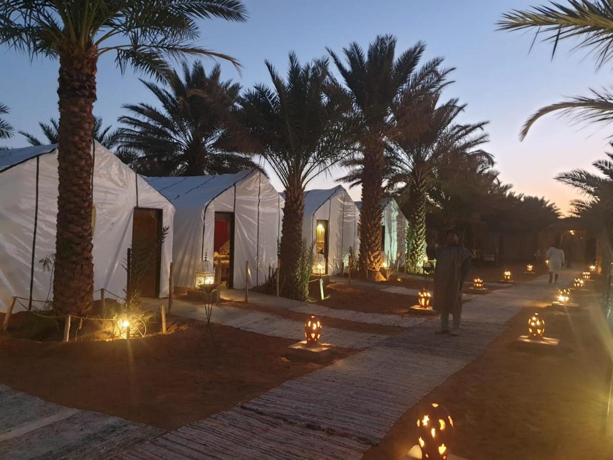 Auberge Sahara Garden Lac Yasmins Bagian luar foto