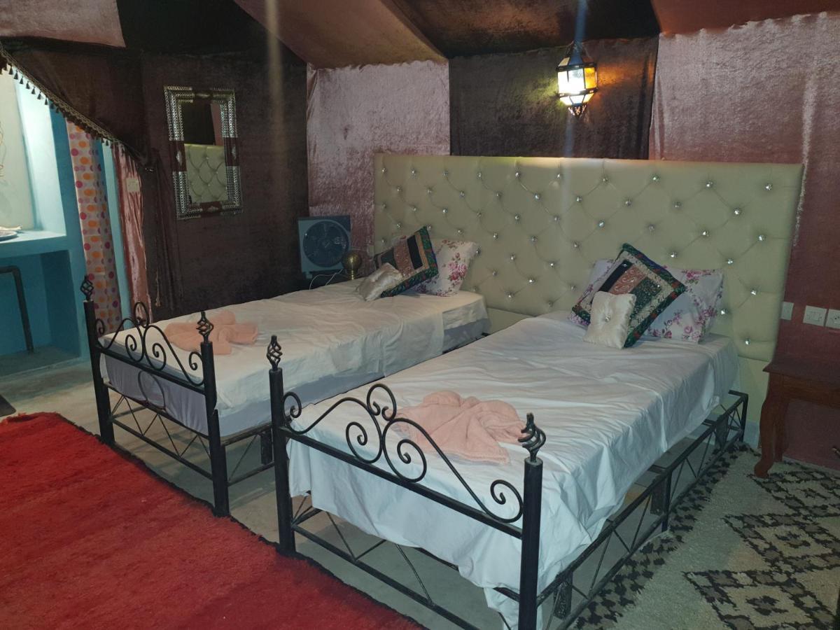 Auberge Sahara Garden Lac Yasmins Bagian luar foto
