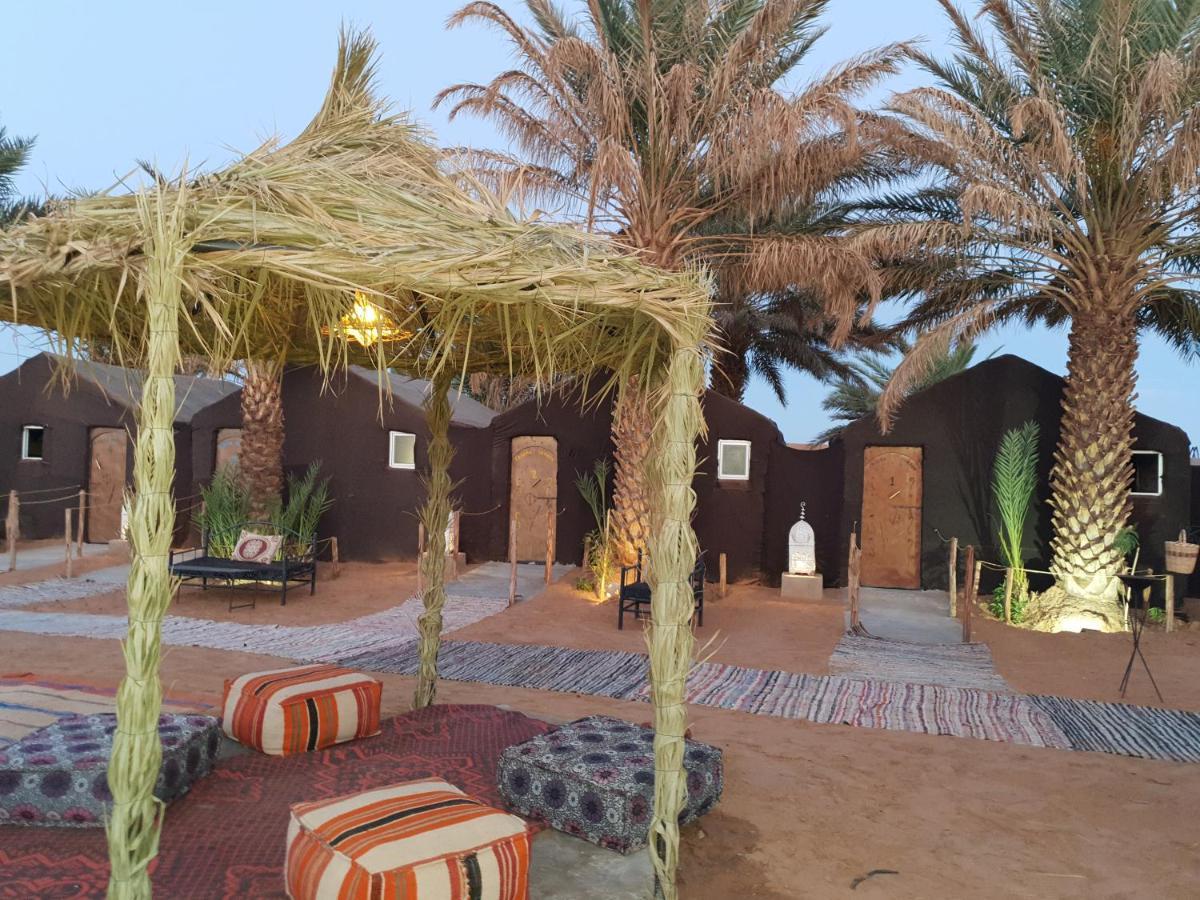 Auberge Sahara Garden Lac Yasmins Bagian luar foto