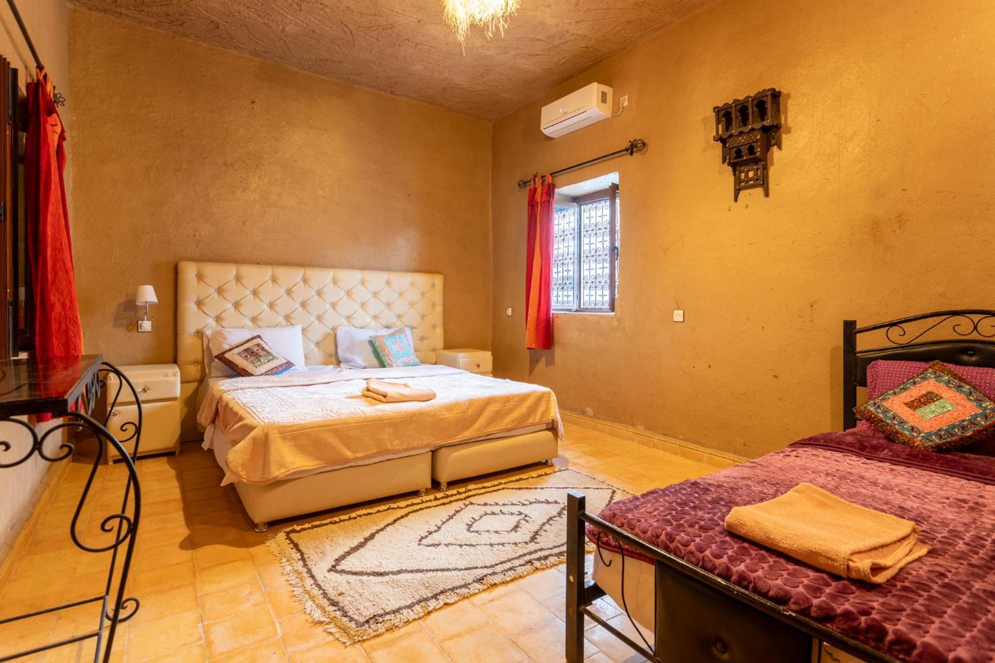 Auberge Sahara Garden Lac Yasmins Bagian luar foto