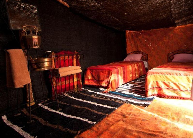 Auberge Sahara Garden Lac Yasmins Bagian luar foto