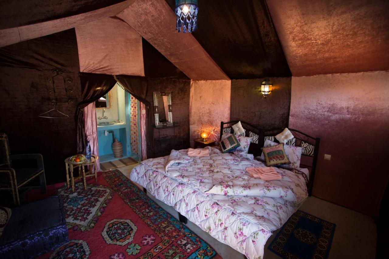 Auberge Sahara Garden Lac Yasmins Bagian luar foto